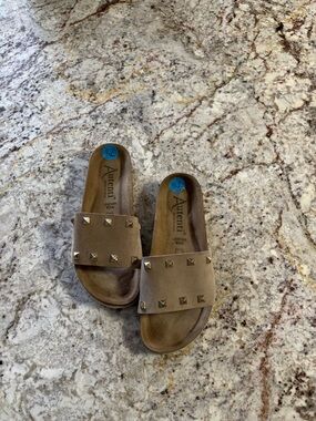 Autenti Taupe Studded Slide Sandals